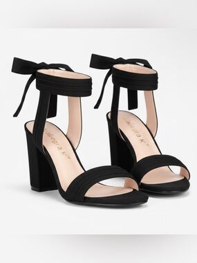 Allegra K Velvet Block Heels NWT